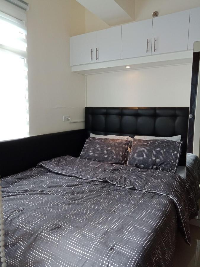 Mabolo Garden Flat A6 With Free Rooftop Pool Cebú Exterior foto