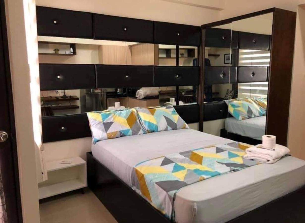 Mabolo Garden Flat A6 With Free Rooftop Pool Cebú Exterior foto